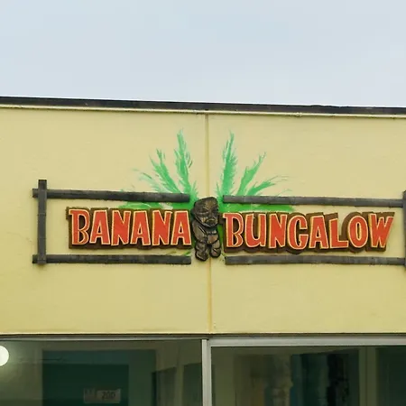 Banana Bungalow West Hollywood Hotel & Hostel-2